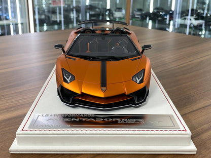 1/18 Davis & Giovanni Lamborghini AVENTADOR LP 750-4 SV Roadster novitec Matt chrome orange, black stripe Limited 8 pcs