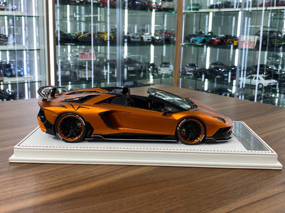 1/18 Davis & Giovanni Lamborghini AVENTADOR LP 750-4 SV Roadster novitec Matt chrome orange, black stripe Limited 8 pcs