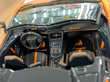1/18 Davis & Giovanni Lamborghini AVENTADOR LP 750-4 SV Roadster novitec Matt chrome orange, black stripe Limited 8 pcs