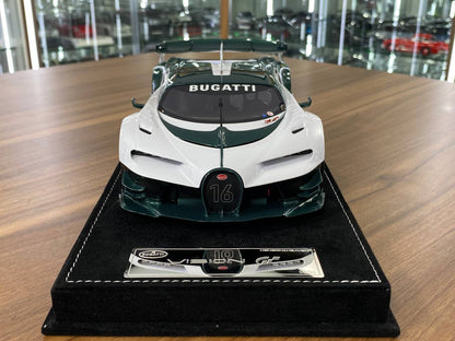 1/18 resin HH Models Bugatti Vision GT Pearl White /  Green carbon Limited 30 pcs