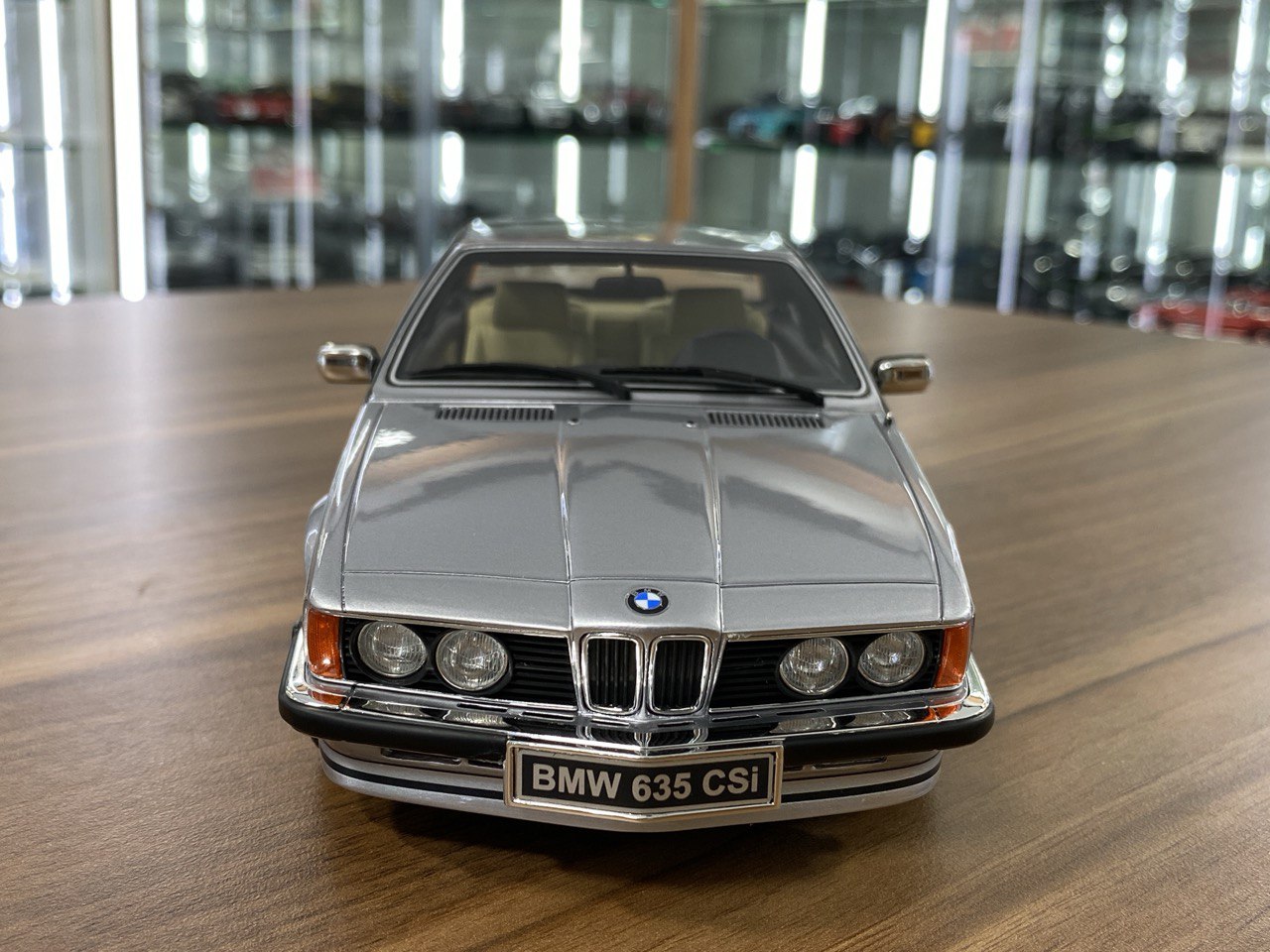1/18 Resin Otto Mobile BMW 635 CSI (E24) 1982 Polaris Silver Limited 2000 pcs
