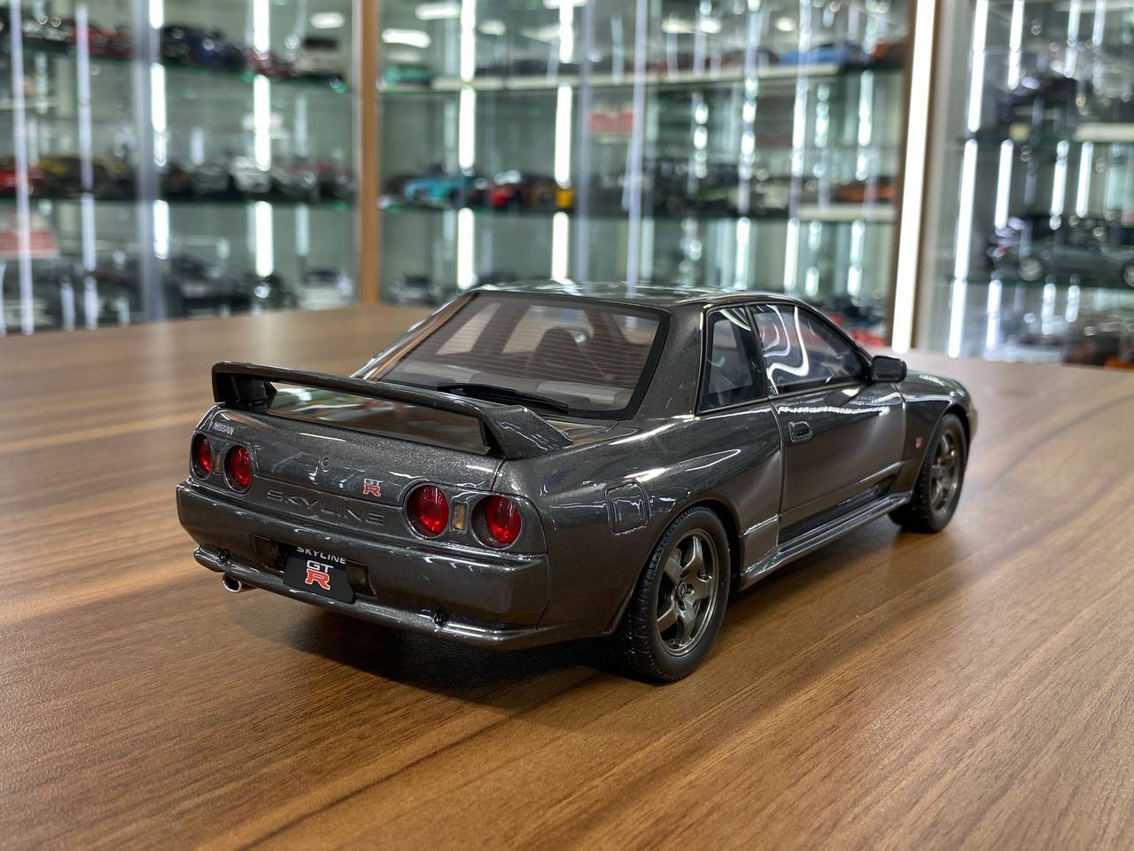 1/18 Resin Otto MobileNissan Skyline GT-R BRN32 1993 Gun Grey metallic Limited 3000 pcs