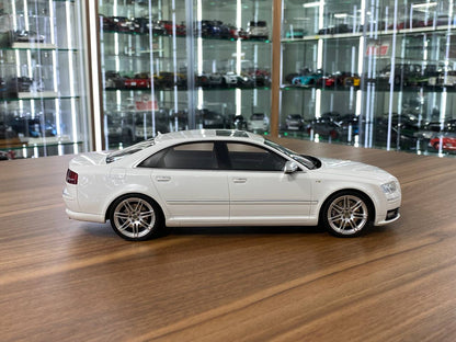 1/18 Resin Otto Mobile Audi S8 (D3) 2008 White Limited 999 pcs