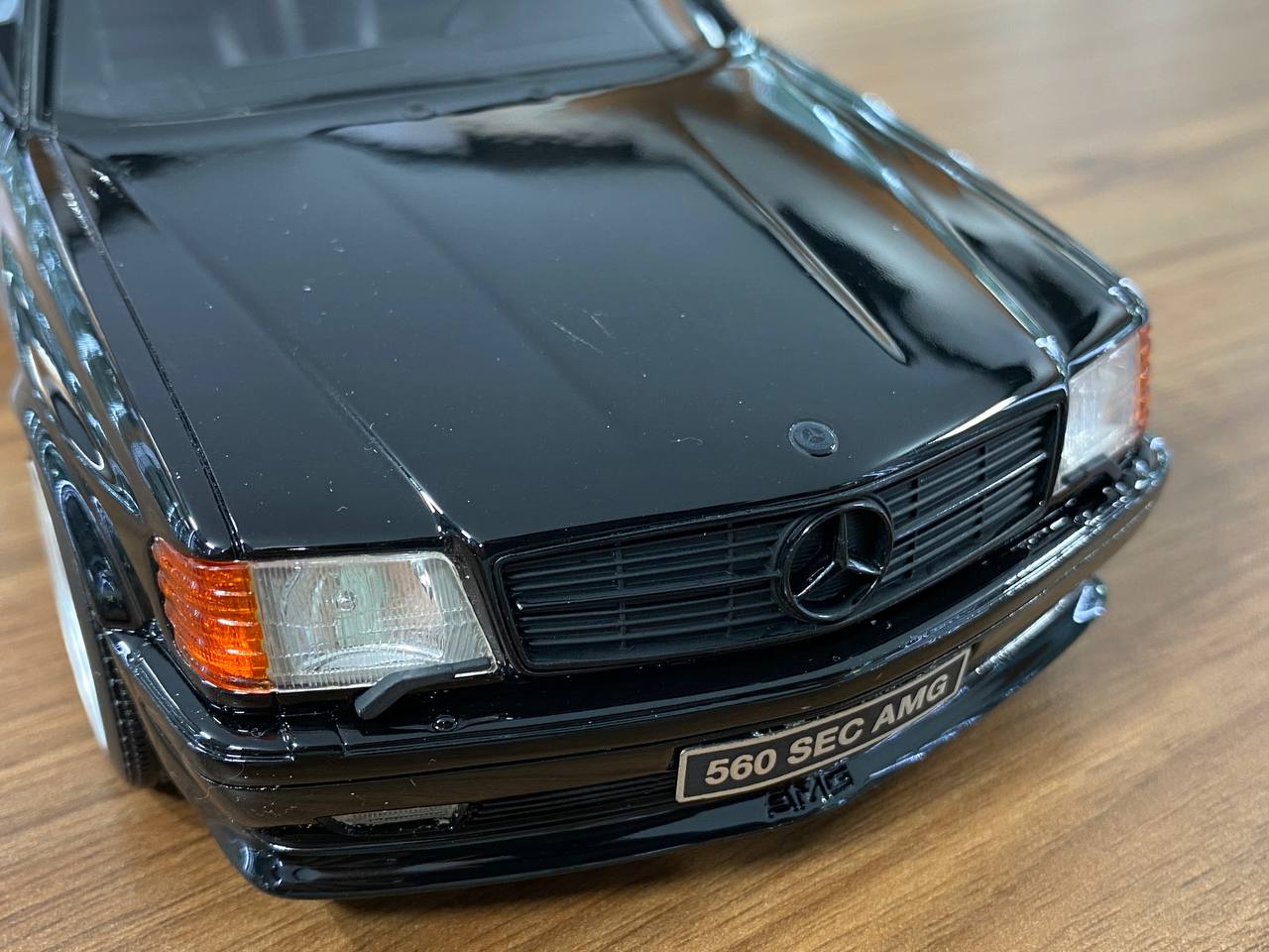1/18 Resin Otto Mobile Mercedes Benz 560 SEC AMG (W126) 1987 Black Limited 4000 pcs