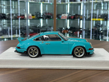 1/18 Resin Make Up Porsche Singer DLS 2022 – Mint Green - Limited to 100 pcs