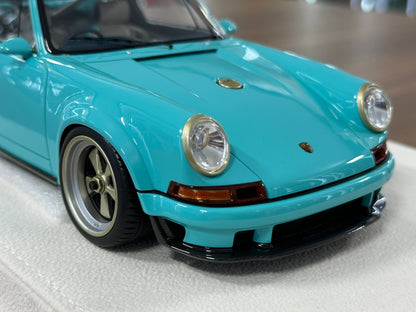1/18 Resin Make Up Porsche Singer DLS 2022 – Mint Green - Limited to 100 pcs