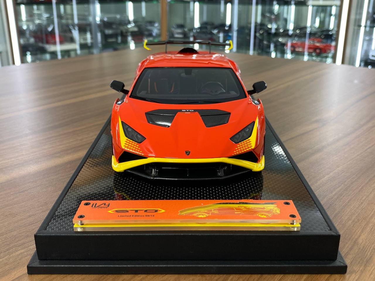 1/18 Resin IVY Vertue Models Lamborghini Huracan STO Arancio Xanto / Giallo Telemaco Limited 15 pcs