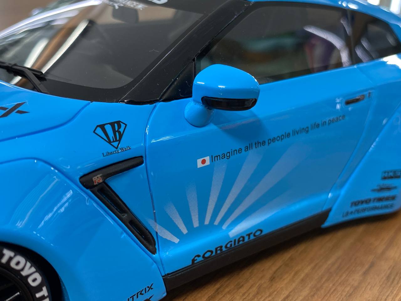 1/18 Resin GT Spirit Nissan GT-R R35 Library Walk body kit Baby blue Limited 504 pcs