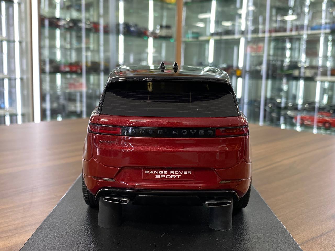 1/18 Resin GT Spirit Range Rover SPORT P510E 2022 Firenze Red Limited-999 pcs