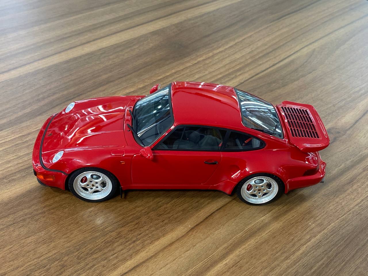 1/18 Resin GT Spirit PORSCHE 911 (964) Turbo S 1994 Red Limited 999 pcs