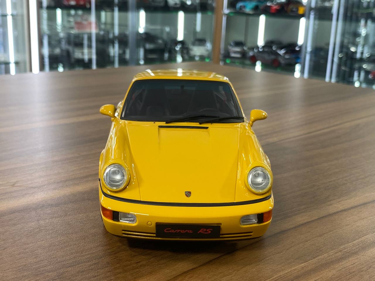 1/18 Resin GT Spirit PORSCHE 911 (964) Carrera RS America 1993 Yellow Limited 999 pcs