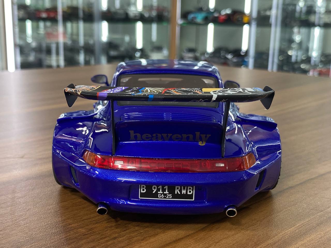 1/18 Resin GT Spirit PORSCHE 911 (993) RWB body kit Tsubaki 2019 Blue Limited 1400 pcs