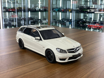 1/18 Resin GT Spirit Mercedes Benz C63 AMG T- Model 2011 white Limited 1250 pcs