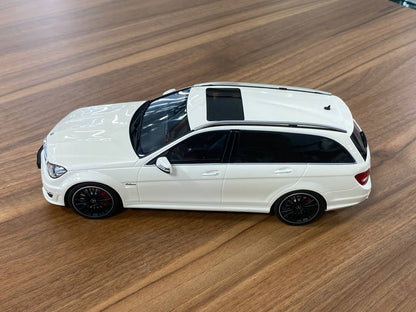 1/18 Resin GT Spirit Mercedes Benz C63 AMG T- Model 2011 white Limited 1250 pcs