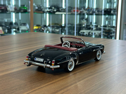 1:18 Norev Dealer Edition Mercedes-Benz 190 SL Cabriolet (W121) 1955-1963 - Black