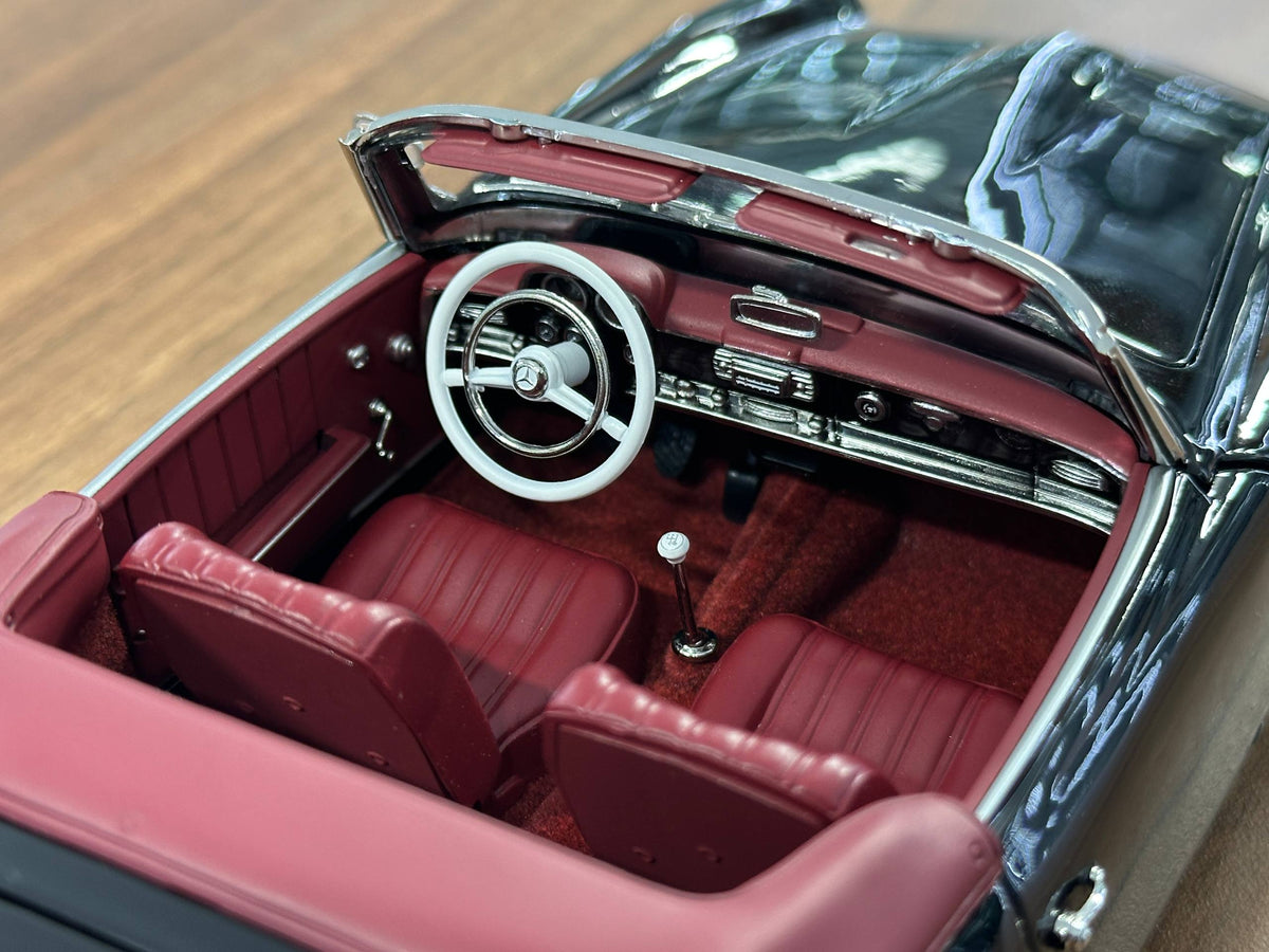 1:18 Norev Dealer Edition Mercedes-Benz 190 SL Cabriolet (W121) 1955-1963 - Black