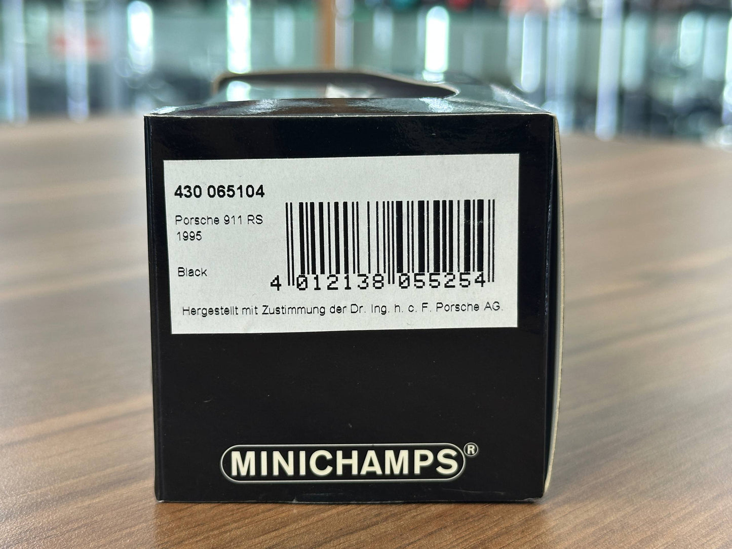 Minichamps Porsche 911 RS (1995) – Black – 1:43 Diecast Model  Car