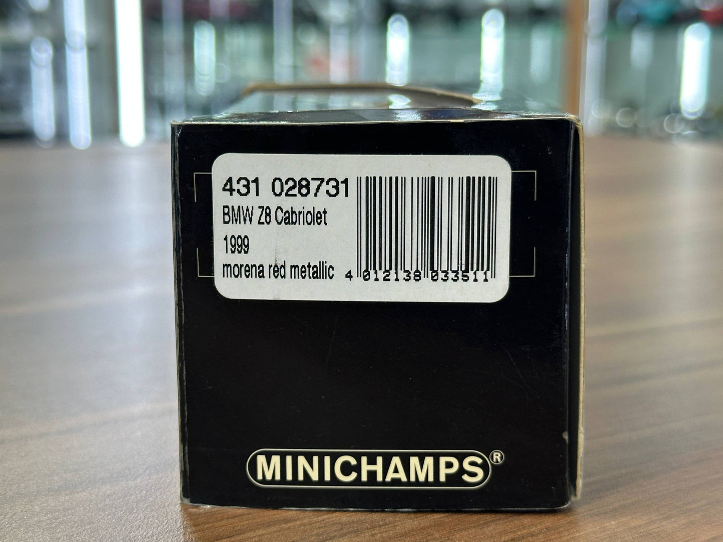 1/43 Diecast Model  BMW Z8 Cabriolet 1999 (Minichamps)