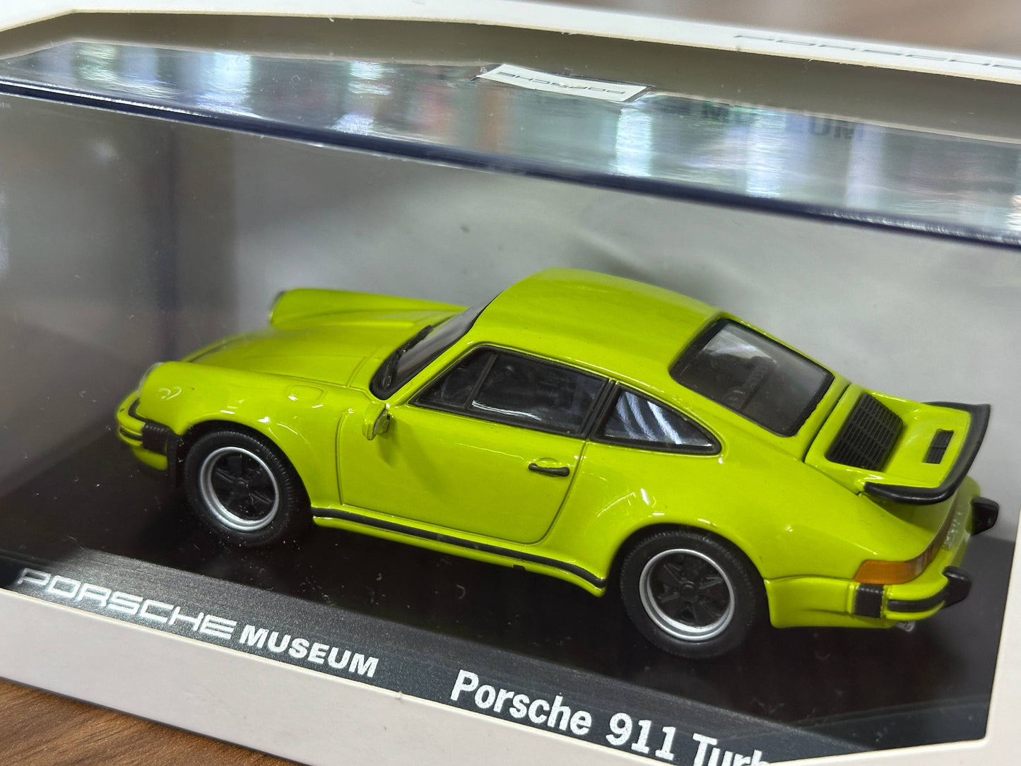 1/43 Diecast Model Porsche 911 Turbo 1974 (Porsche Museum)