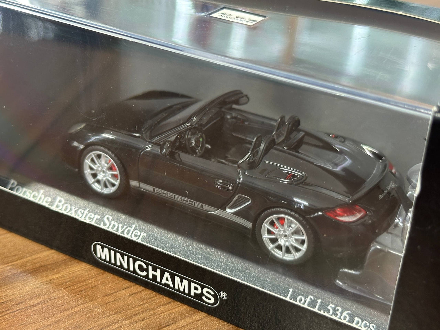 1/43 Diecast Model Porsche Boxster Spyder 2010 (Minichamps)