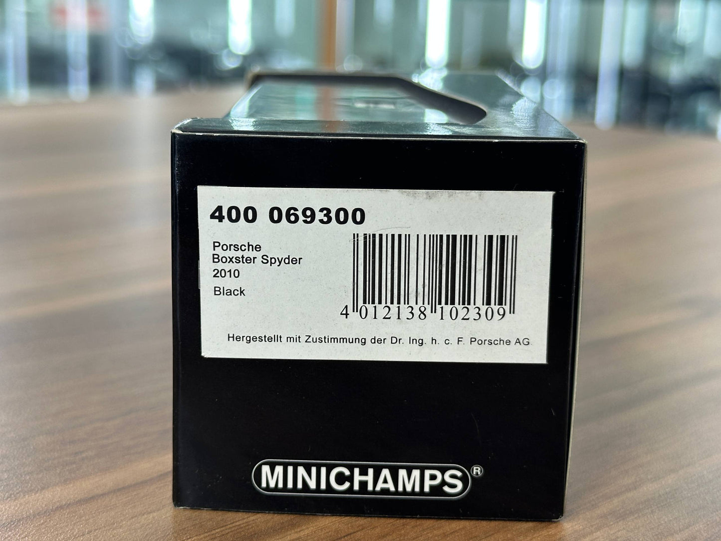 1/43 Diecast Model Porsche Boxster Spyder 2010 (Minichamps)