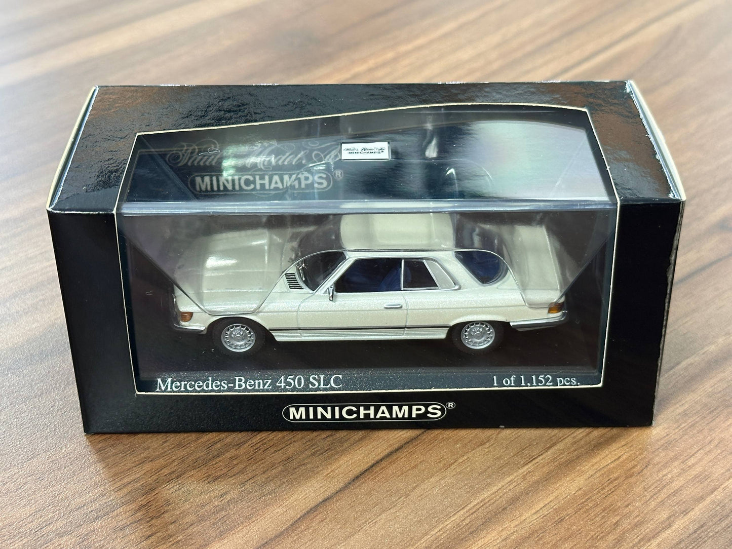 Minichamps Mercedes-Benz 450 SLC (1974) – White – 1:43 Diecast Model (Non-Opening)