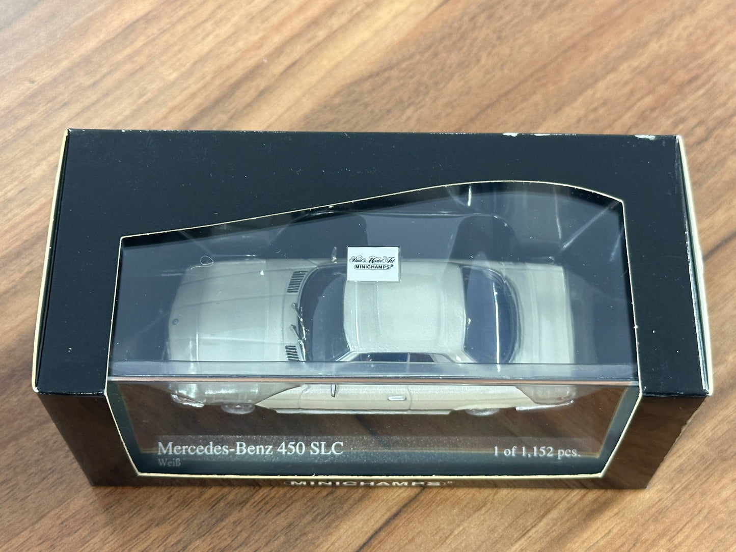 Minichamps Mercedes-Benz 450 SLC (1974) – White – 1:43 Diecast Model (Non-Opening)