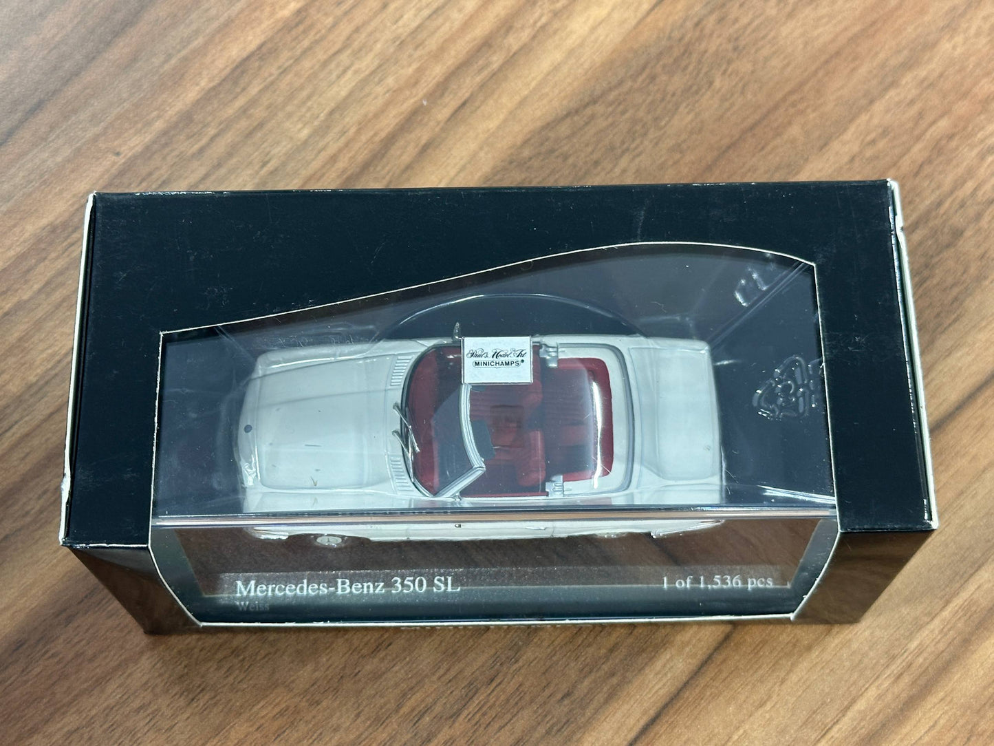 1/43 Diecast Model Mercedes-Benz 350 SL 1972 (Minichamps)