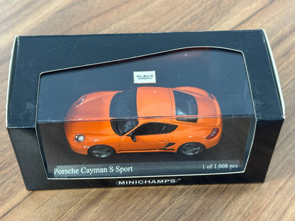 1/43 Diecast Model Porsche Cayman S Sport (987) 2008 (Minichamps)