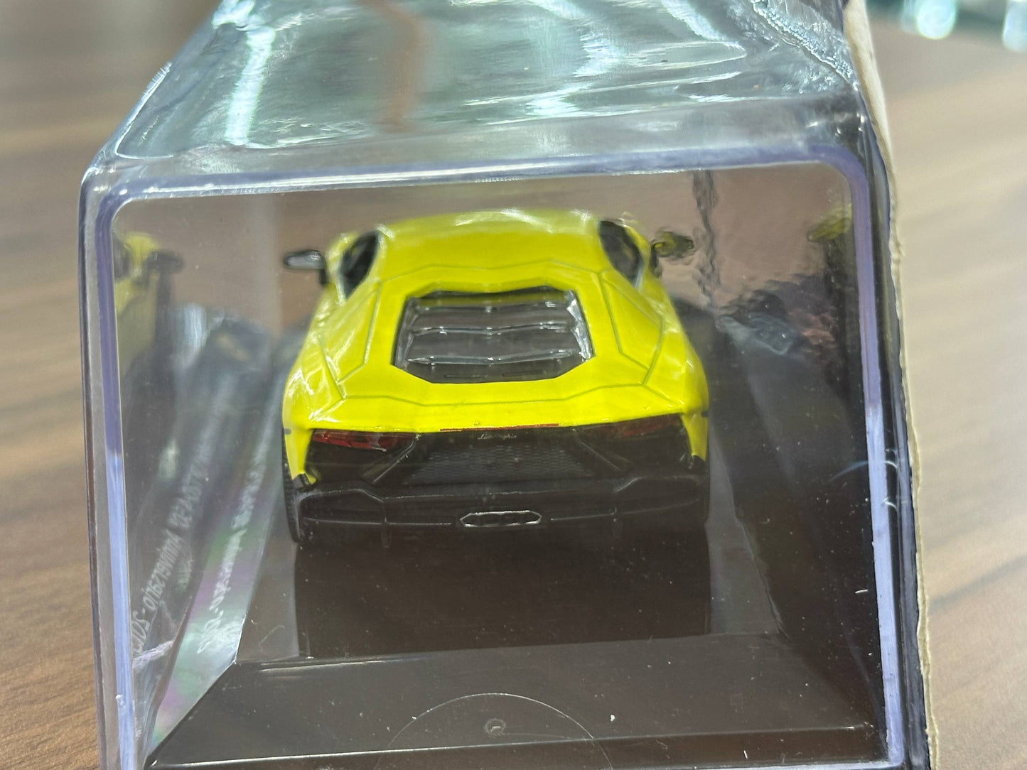 1/43 Diecast Model Lamborghini Aventador LP 720-4 50th Anniversary 2013 (Lamborghini Official)