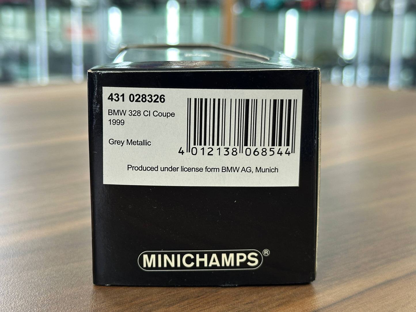 1/43 Diecast Model BMW 328 CI Coupe 1999 (Minichamps)