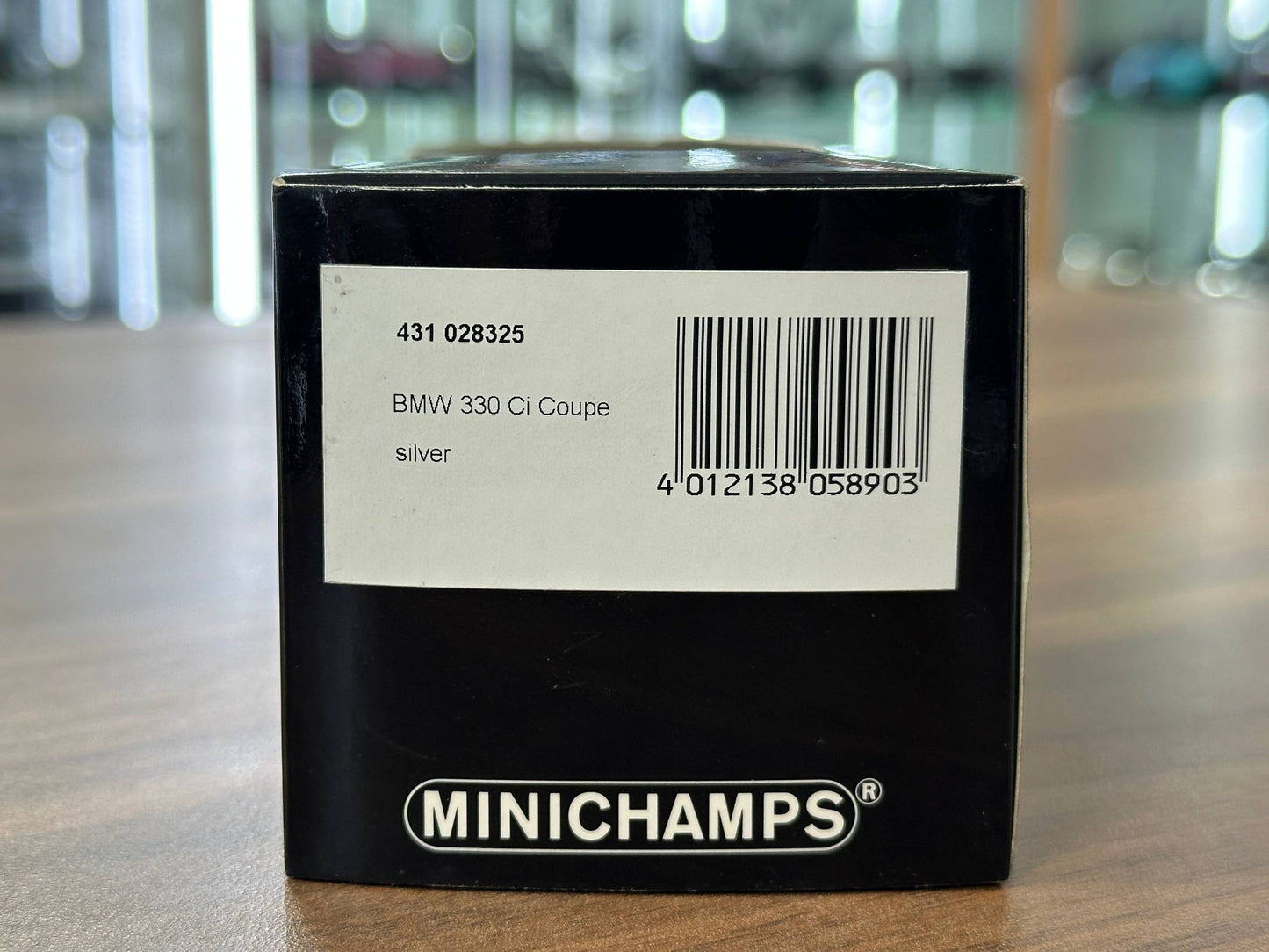 Minichamps BMW 330 Ci Coupe – Silver – 1:43 Diecast Model (Non-Opening)
