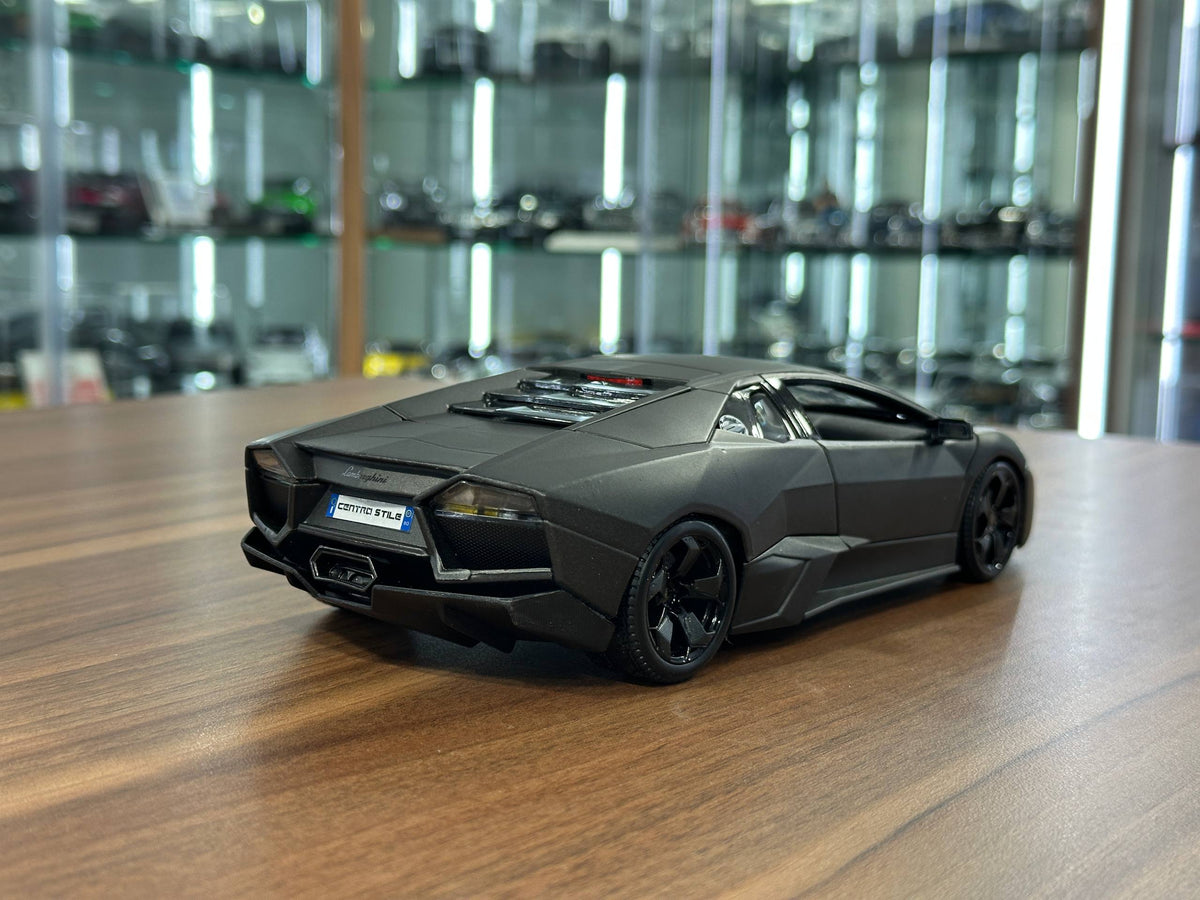 1:18 Bburago Lamborghini Reventón - Matt Grey