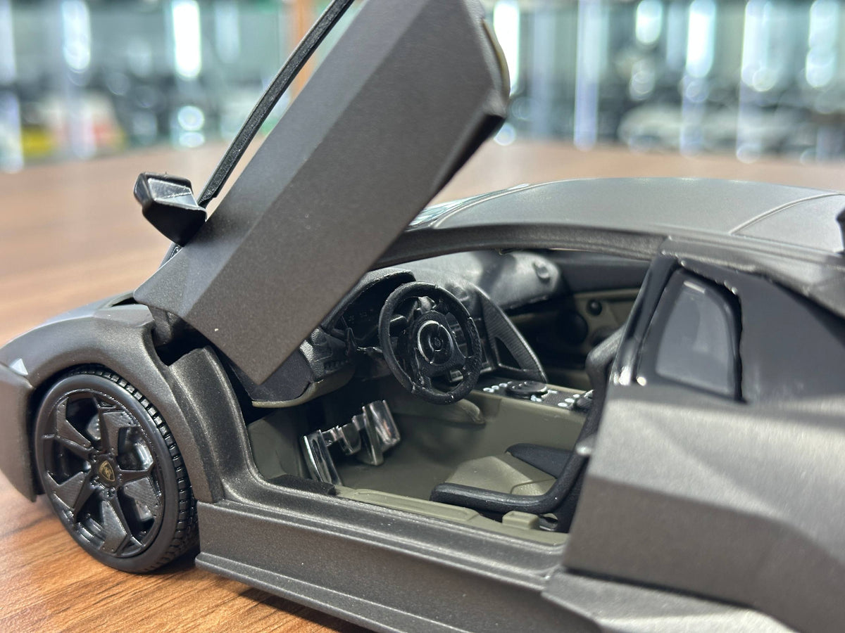 1:18 Bburago Lamborghini Reventón - Matt Grey