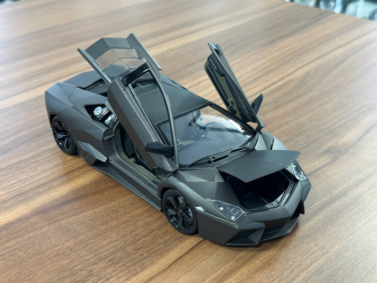 1:18 Bburago Lamborghini Reventón - Matt Grey