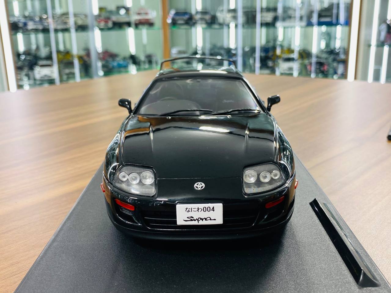Toyota Supra Mk4 Black 1993 1/18 SOLIDO S1807606 Toyota Supra Mk4 Black 1993 1/18 SOLIDO S1807606