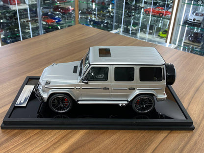 1/18 Resin Motor Helix Mercedes Benz  AMG G63 2019  Matt Silver Limited 66 pcs