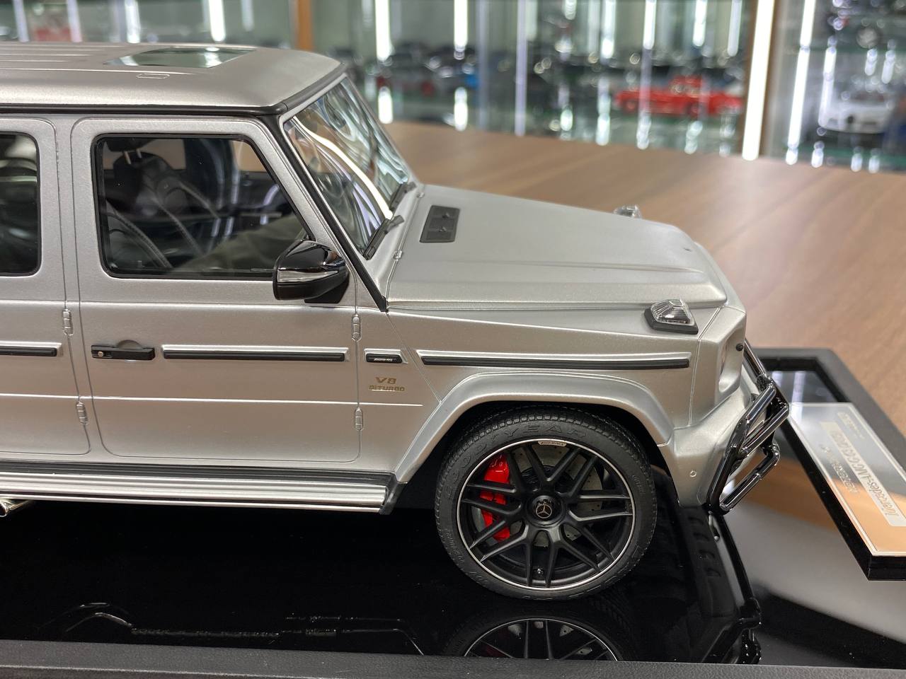 1/18 Resin Motor Helix Mercedes Benz  AMG G63 2019  Matt Silver Limited 66 pcs