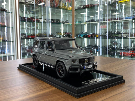 1/18 Resin Motor Helix Mercedes Benz AMG G63 2019 Arabian Gray Limited 99 pcs