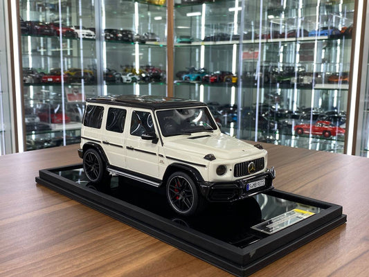1/18 Resin Motor Helix Mercedes Benz AMG G63 2019 White/ black roof Limited 99 pcs
