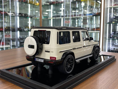 1/18 Resin Motor Helix Mercedes Benz AMG G63 2019 White/ black roof Limited 99 pcs