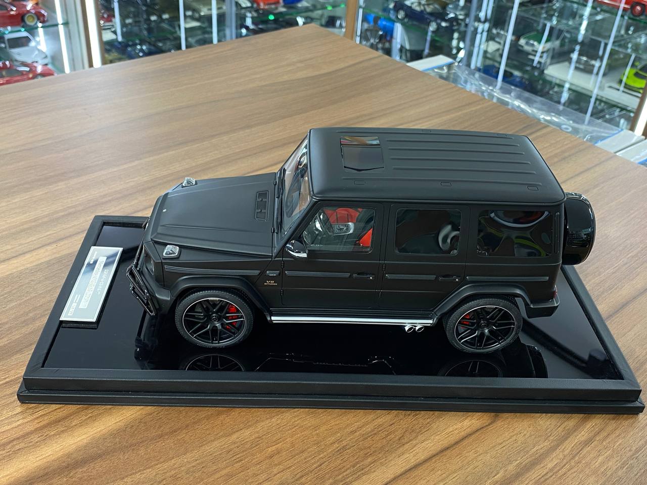 1/18 Resin Motor Helix Mercedes Benz AMG G63 2019 Matt Black Limited 199 pcs