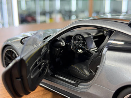1:18 NZG Dealer Edition Mercedes-AMG GT 63 4MATIC+ - Selenite Grey