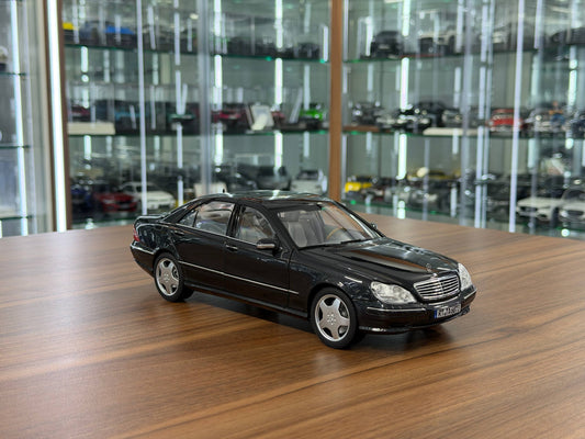 1/18 Diecast Mercedes-Benz S 55 (V220, 1999–2002) – Norev Dealer Edition (Tectite Grey)