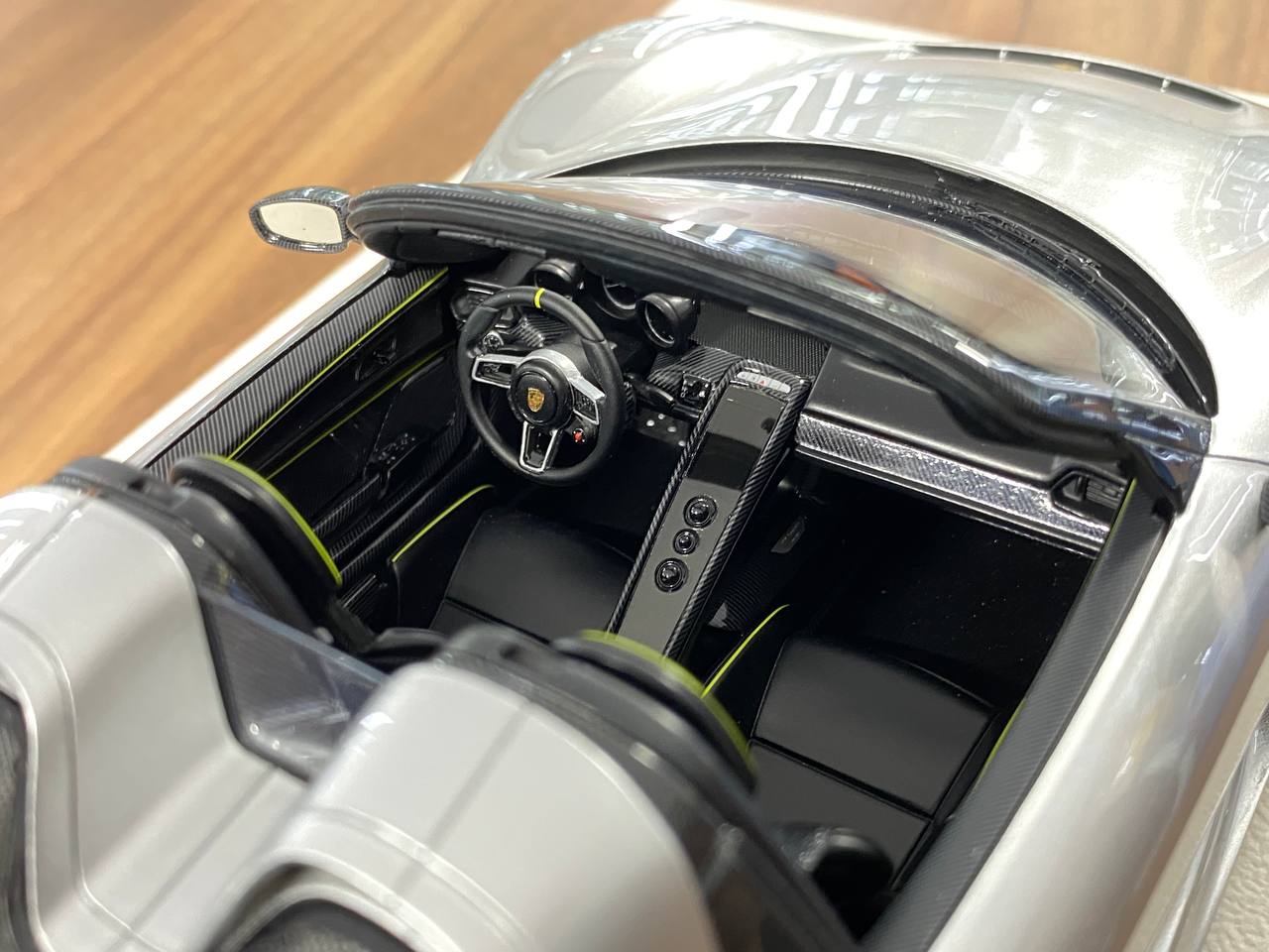 1:18 Resin Porsche 918 Spyder Weissach Package – GT Silver | Make Up (Limited Edition)