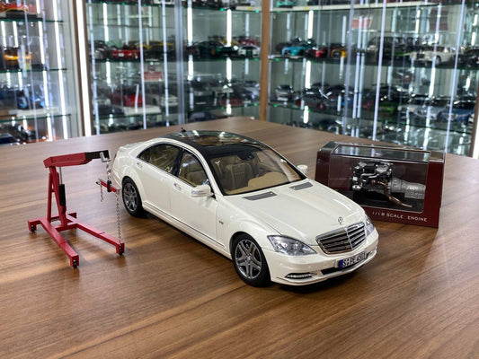 1/18 Diecast Motor-Helix Mercedes Benz S Class S600L (W221) White - Limited 499 pcs