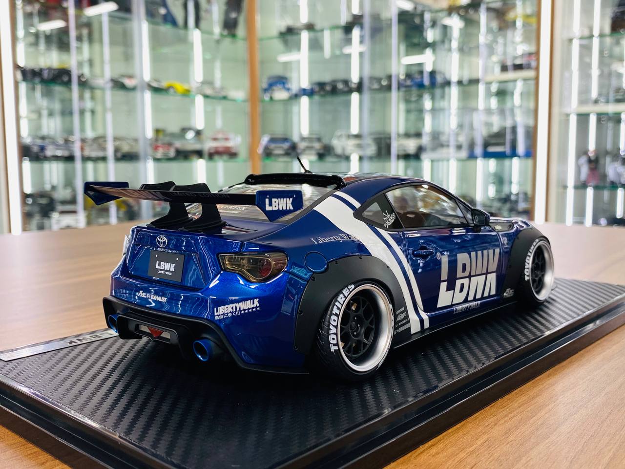 1/18 resin model Ignition Model  Toyota GT86 LBWK Blue