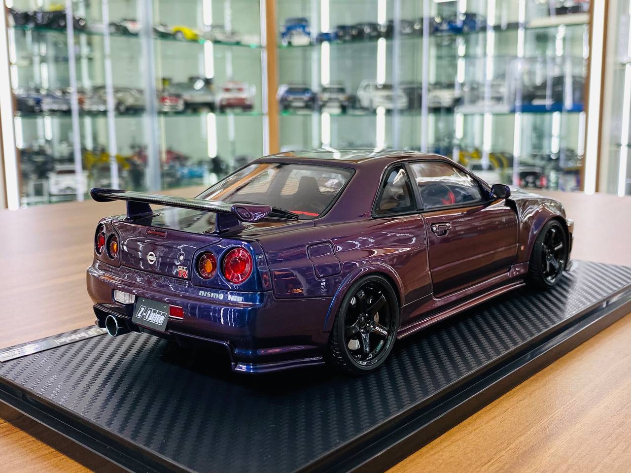 1/18 resin Ignition Model  Nissan Skyline GT-R R34 Z-tune Violet