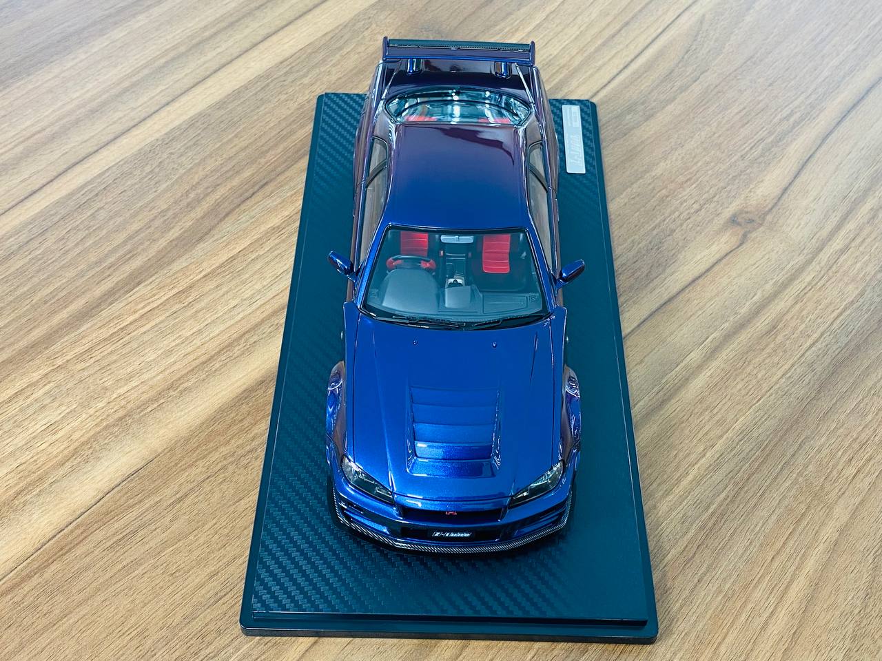 1/18 resin Ignition Model  Nissan Skyline GT-R R34 Z-tune Violet
