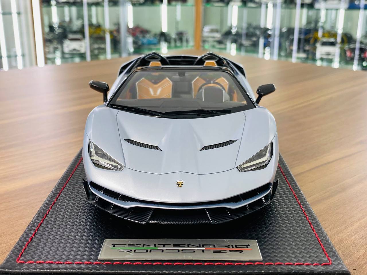 1/18 resin MR Collection Lamborghini Centanario Roadster argento Centanario (blue) Limited EditionEdition